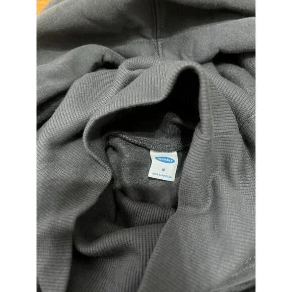 Old Navy Active Gray Pullover Hoodie Sweatshirt Size Medium Neck Warmer NWT - Picture 5 of 7
